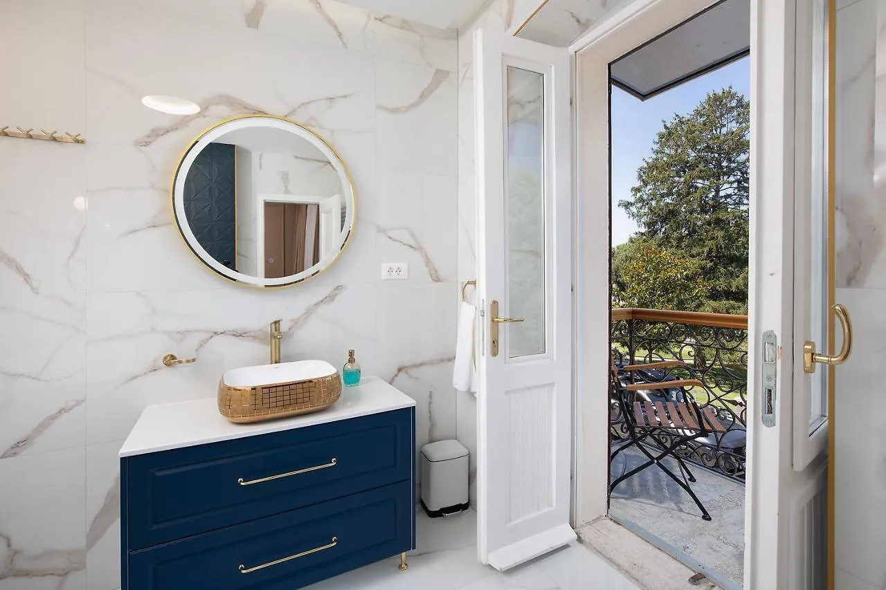 Apartment Via Flavia Luxury Accommodation With Free Private Parking Pula